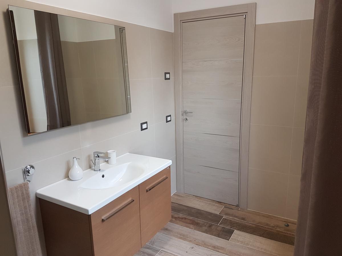 デルータ La Collina Bed & Breakfast エクステリア 写真